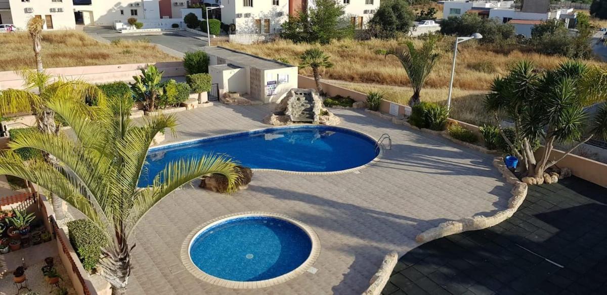 Petras Cozy Nest, 1-Bedroom Apt., Paphos-Universal المظهر الخارجي الصورة